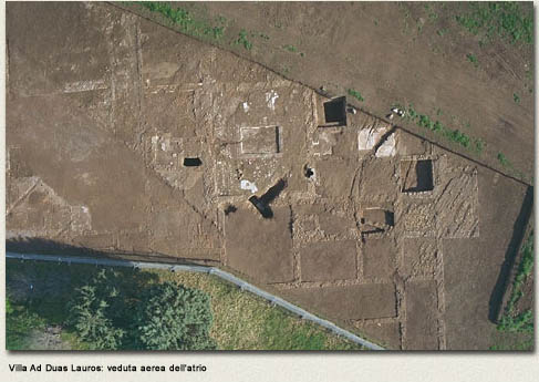 veduta aerea dell'atrio della villa
